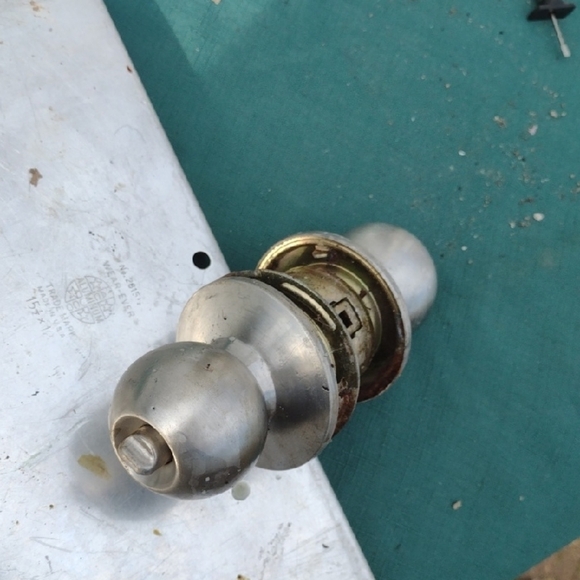 Silver Door Knob LockSet - Picture 1 of 3